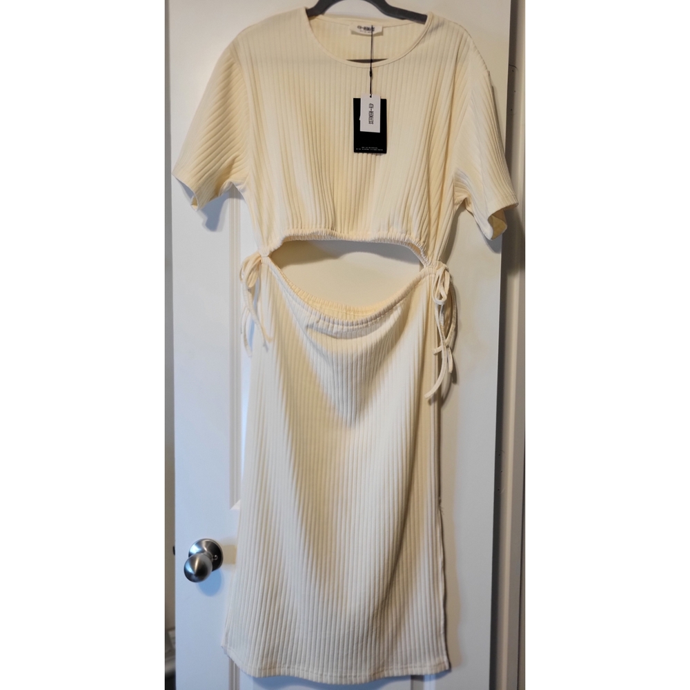 Elegant Cream Midi Dress with Side Ties